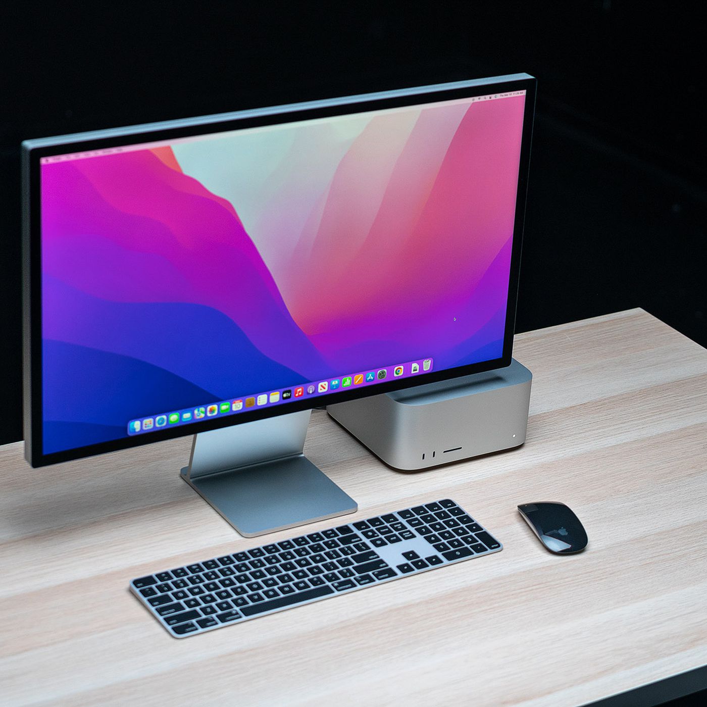 How AI Enhances the Mac Experience